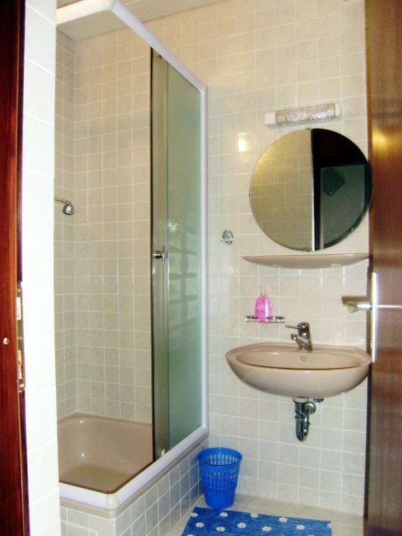 Vila Jadranka Apartments And Rooms Omisalj Bilik gambar