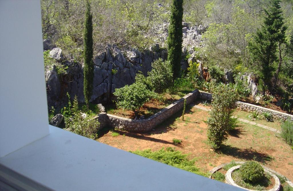 Vila Jadranka Apartments And Rooms Omisalj Bilik gambar